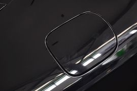 2014款大众辉腾3.0L行政型