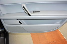 2014款大众辉腾3.0L行政型