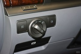 2014款大众辉腾3.0L行政型