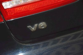 2014款大众辉腾3.0L行政型