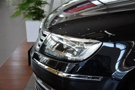 2014款大众辉腾3.0L行政型