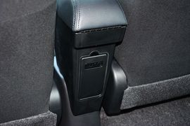 2015款丰田致炫1.5E魅动版AT