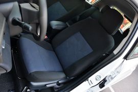 2015款丰田致炫1.5E魅动版AT