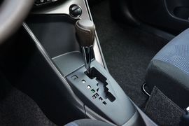 2015款丰田致炫1.5E魅动版AT