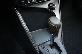 2015款丰田致炫1.5E魅动版AT