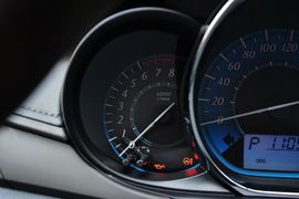 2015款丰田致炫1.5E魅动版AT