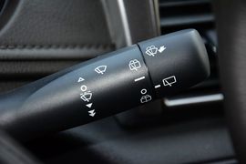 2015款丰田致炫1.5E魅动版AT