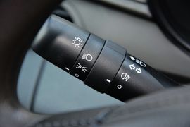 2015款丰田致炫1.5E魅动版AT