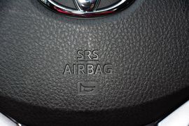 2015款丰田致炫1.5E魅动版AT