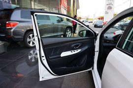 2015款丰田致炫1.5G自动炫动天窗特别版