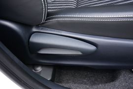 2015款丰田致炫1.5G自动炫动天窗特别版