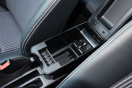 2015款丰田致炫1.5G自动炫动天窗特别版