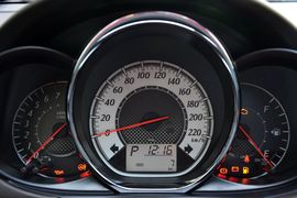 2015款丰田致炫1.5G自动炫动天窗特别版