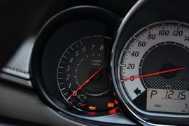 2015款丰田致炫1.5G自动炫动天窗特别版