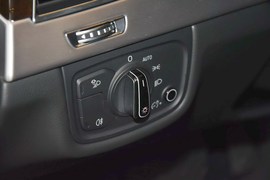 2014款奥迪A8L