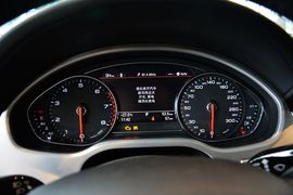 2014款奥迪A8L
