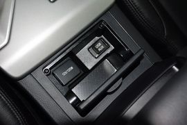 2012款丰田凯美瑞骏瑞2.0S耀动版