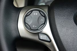 2012款丰田凯美瑞骏瑞2.0S耀动版