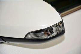 2012款丰田凯美瑞骏瑞2.0S耀动版