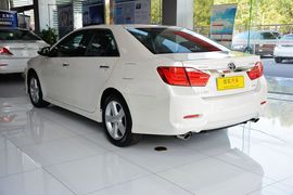 2012款丰田凯美瑞骏瑞2.0S耀动版