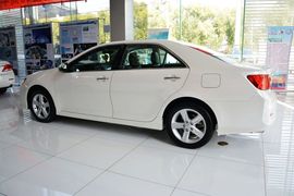 2012款丰田凯美瑞骏瑞2.0S耀动版