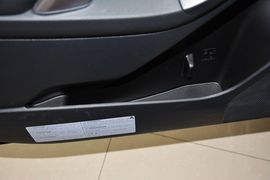 2013款斯巴鲁森林人2.5i自动尊贵版