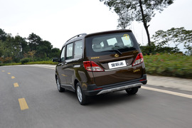 2015款长安金欧诺1.5L豪华型