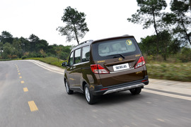 2015款长安金欧诺1.5L豪华型