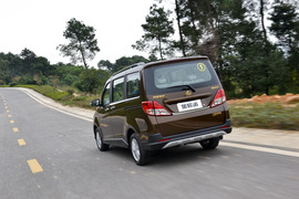 2015款长安金欧诺1.5L豪华型