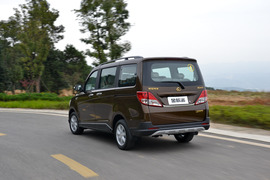 2015款长安金欧诺1.5L豪华型