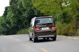 2015款长安金欧诺1.5L豪华型