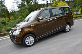 2015款长安金欧诺1.5L豪华型