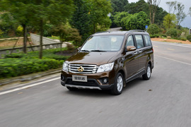 2015款长安金欧诺1.5L豪华型