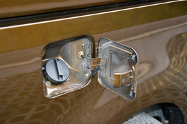 2015款长安金欧诺1.5L豪华型