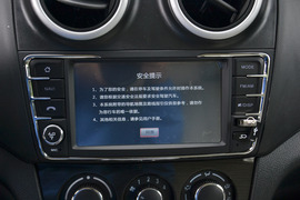 2015款长安金欧诺1.5L豪华型