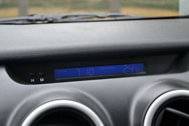 2015款长安金欧诺1.5L豪华型