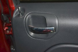 2014款Jeep自由客2.0L运动增强版