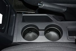 2014款Jeep自由客2.0L运动增强版