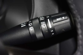 2014款Jeep自由客2.0L运动增强版