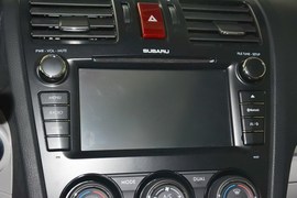 2013款斯巴鲁森林人2.0T自动尊贵导航版