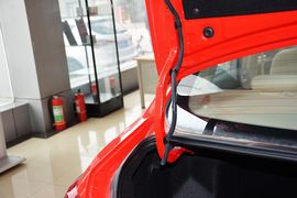 2013款北京汽车E150手动乐尚型