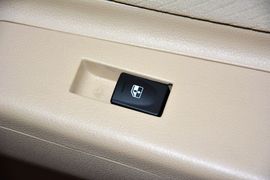 2013款北京汽车E150手动乐尚型