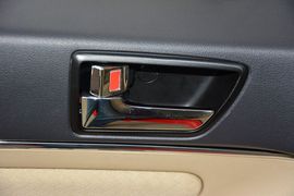 2013款北京汽车E150手动乐尚型