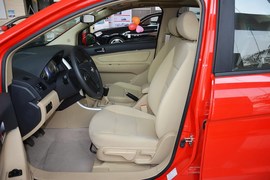 2013款北京汽车E150手动乐尚型