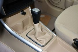 2013款北京汽车E150手动乐尚型