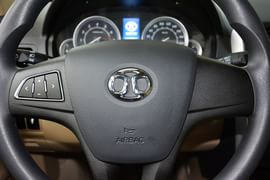 2013款北京汽车E150手动乐尚型