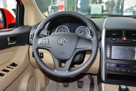 2013款北京汽车E150手动乐尚型