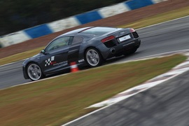 2014奥迪高级驾驶培训实拍