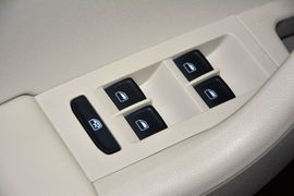 2015款斯柯达明锐1.6L自动逸俊版