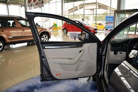 2015款斯柯达明锐1.6L自动逸俊版